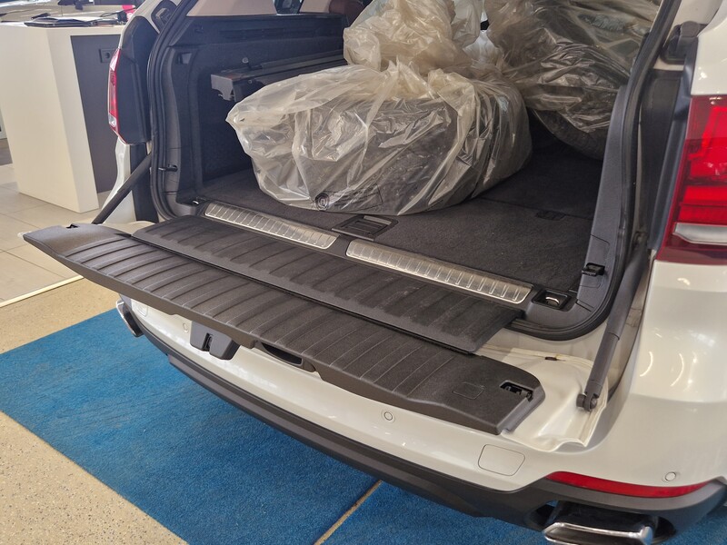 BMW X5 vaihtoauto