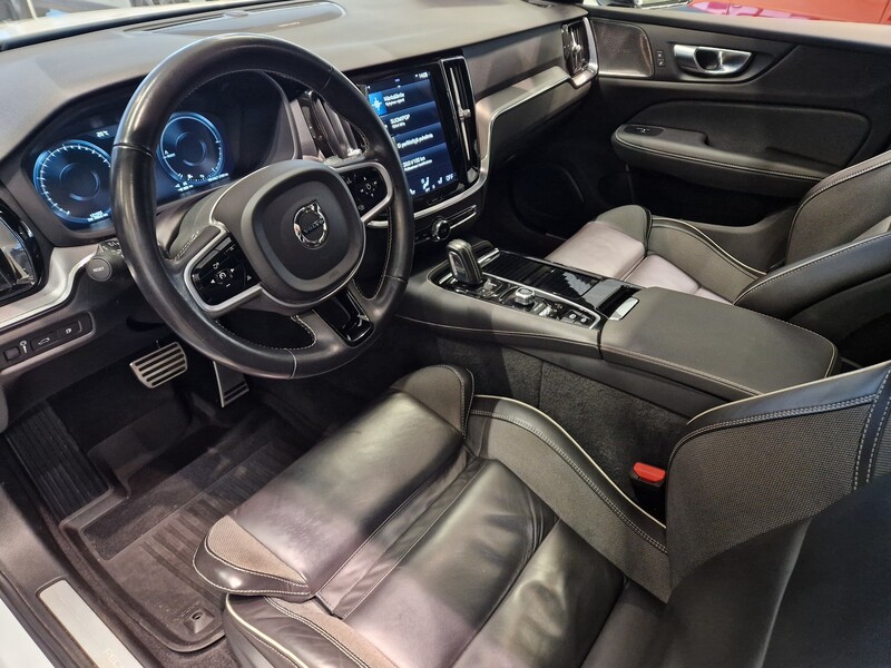 Volvo V60 vaihtoauto