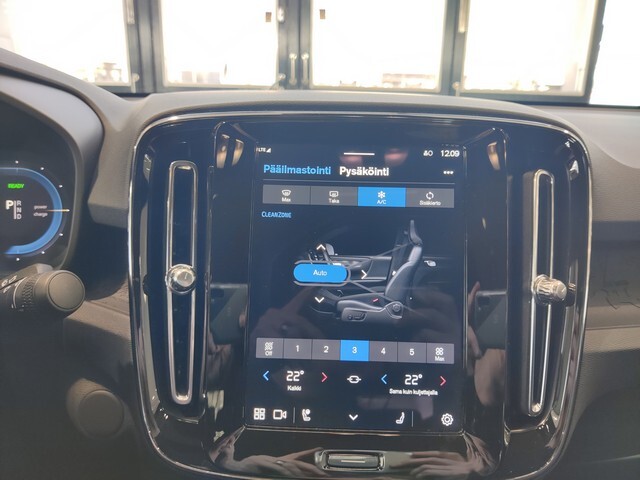 Volvo C40 vaihtoauto