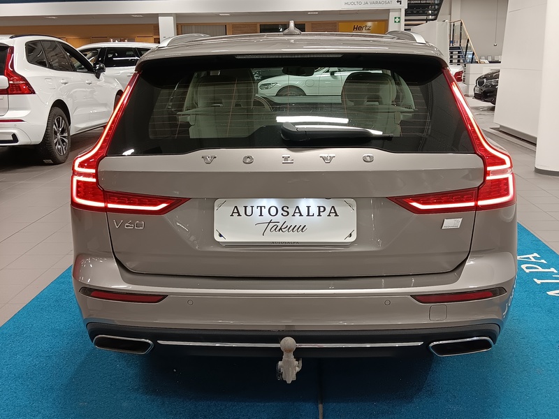 Volvo V60 vaihtoauto