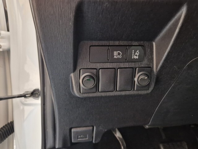 Toyota Prius+ vaihtoauto