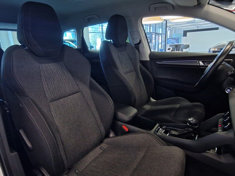 Skoda Karoq vaihtoauto