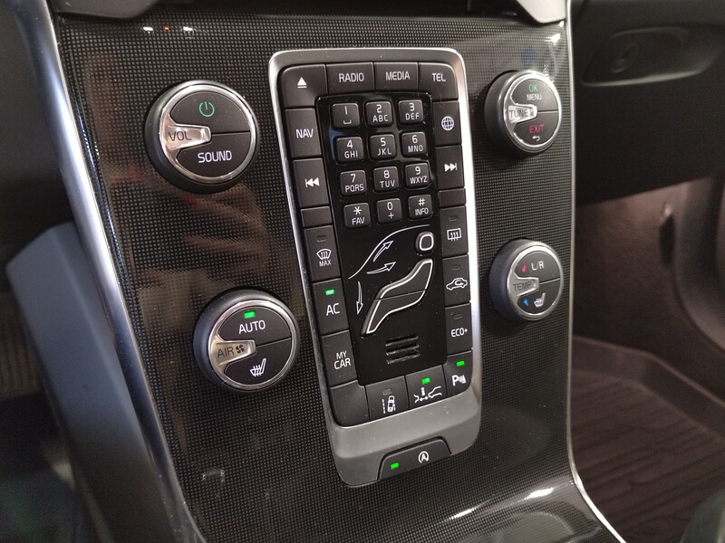 Volvo V40 Cross Country vaihtoauto