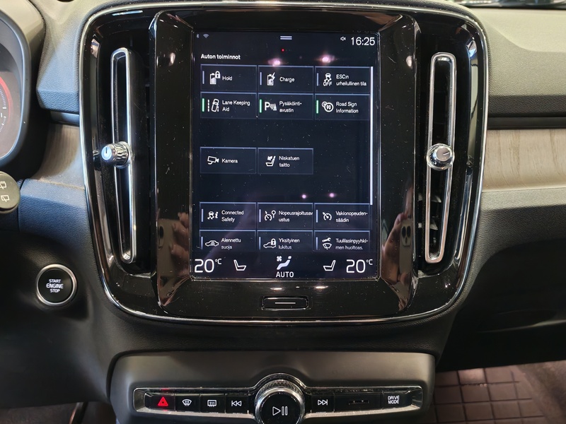 Volvo XC40 vaihtoauto