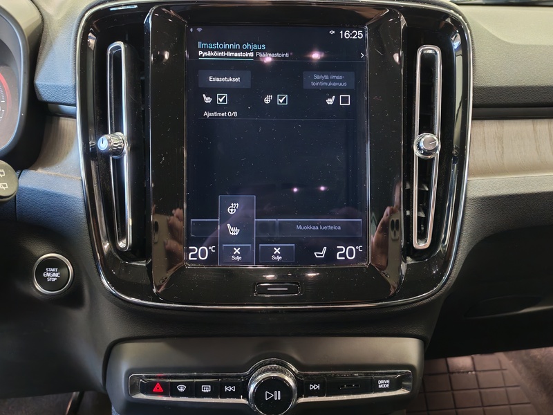 Volvo XC40 vaihtoauto