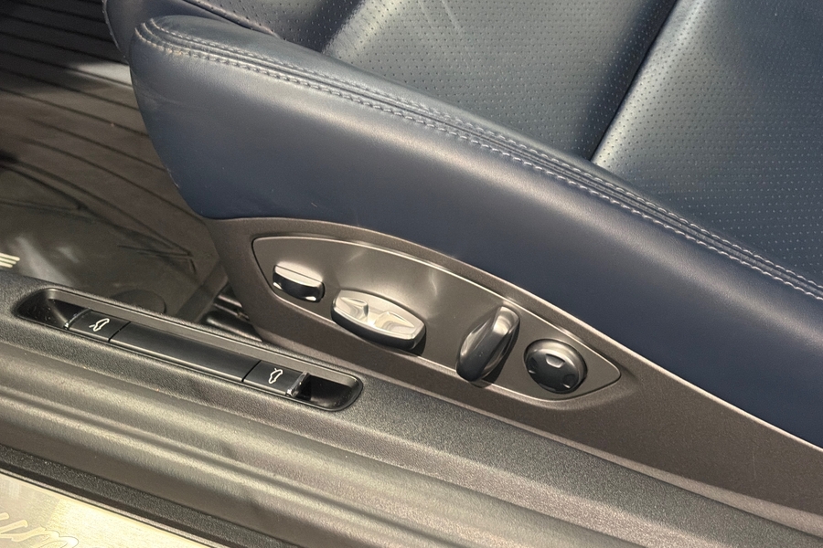 Porsche Cayman vaihtoauto