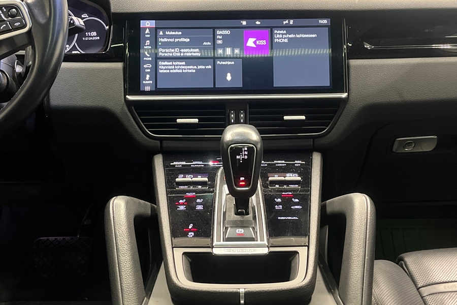 Porsche Cayenne vaihtoauto