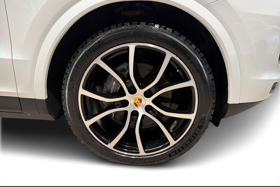 Porsche Cayenne vaihtoauto