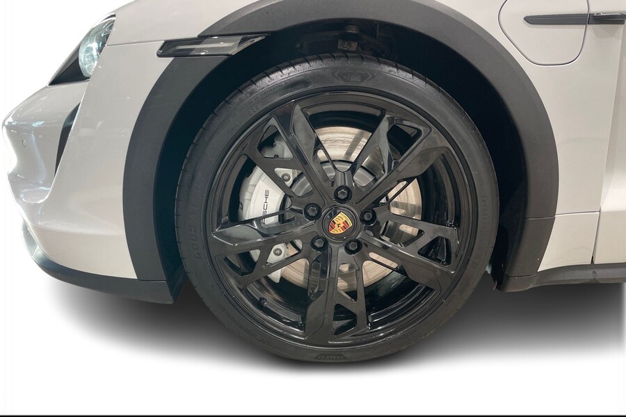 Porsche Taycan vaihtoauto