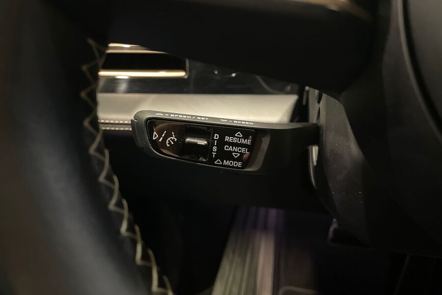 Porsche Taycan vaihtoauto