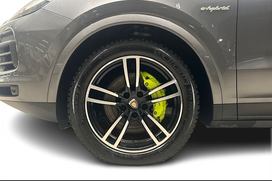 Porsche Cayenne vaihtoauto