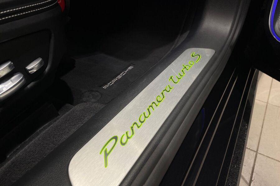 Porsche Panamera vaihtoauto