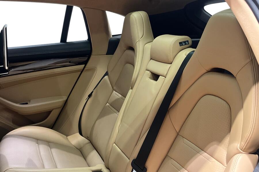 Porsche Panamera vaihtoauto