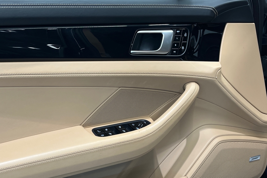Porsche Panamera vaihtoauto