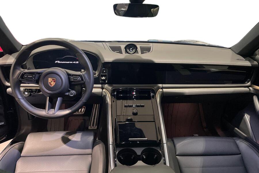 Porsche Panamera vaihtoauto