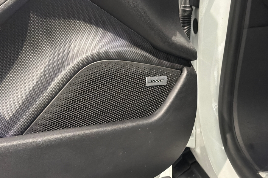 Porsche Taycan vaihtoauto