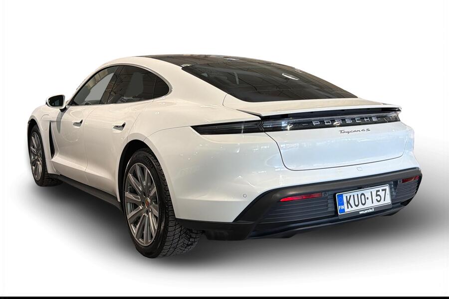 Porsche Taycan vaihtoauto