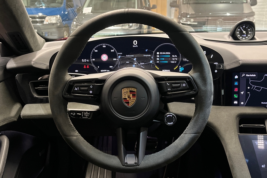 Porsche Taycan vaihtoauto