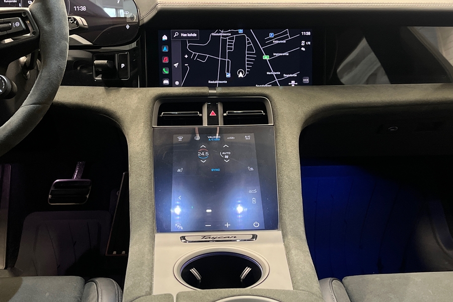 Porsche Taycan vaihtoauto