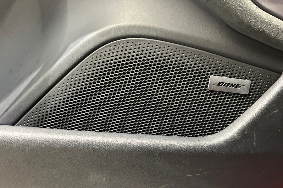 Porsche Taycan vaihtoauto