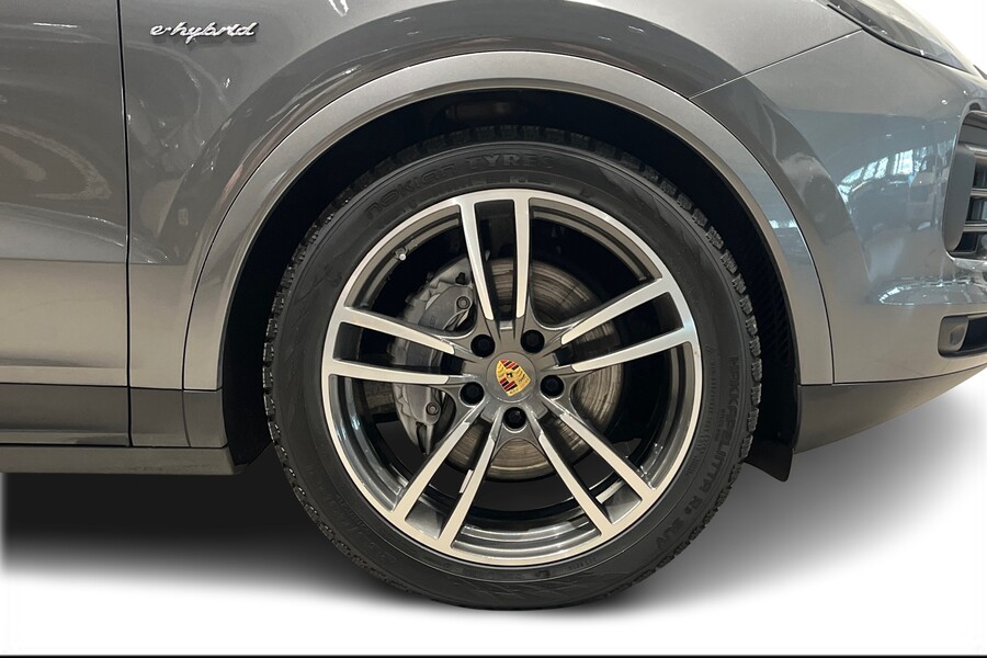 Porsche Cayenne vaihtoauto