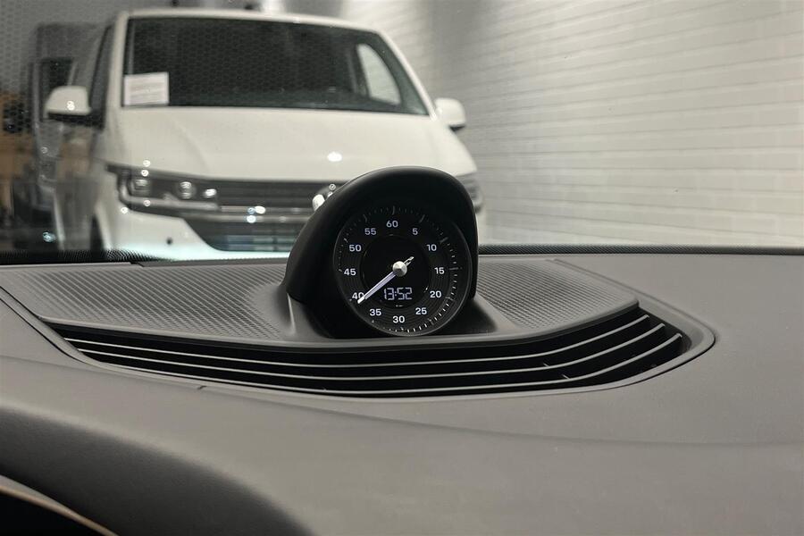 Porsche Taycan vaihtoauto