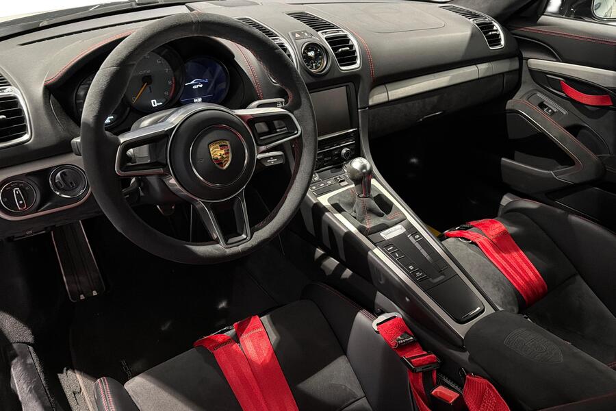 Porsche Cayman vaihtoauto