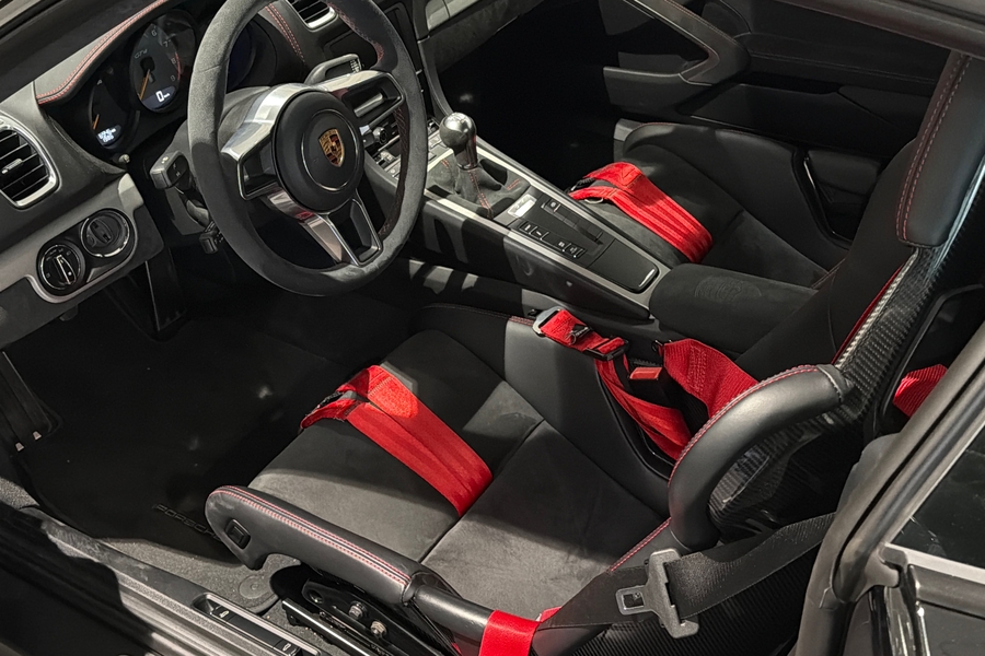 Porsche Cayman vaihtoauto