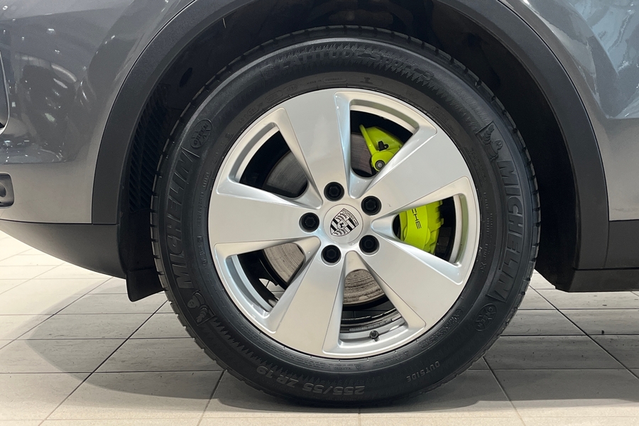 Porsche Cayenne vaihtoauto