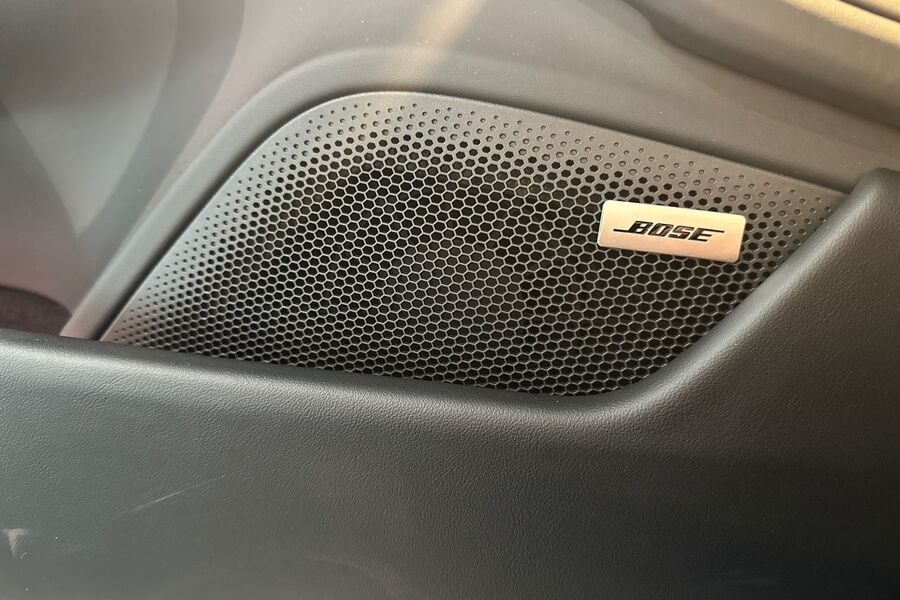 Porsche Taycan vaihtoauto