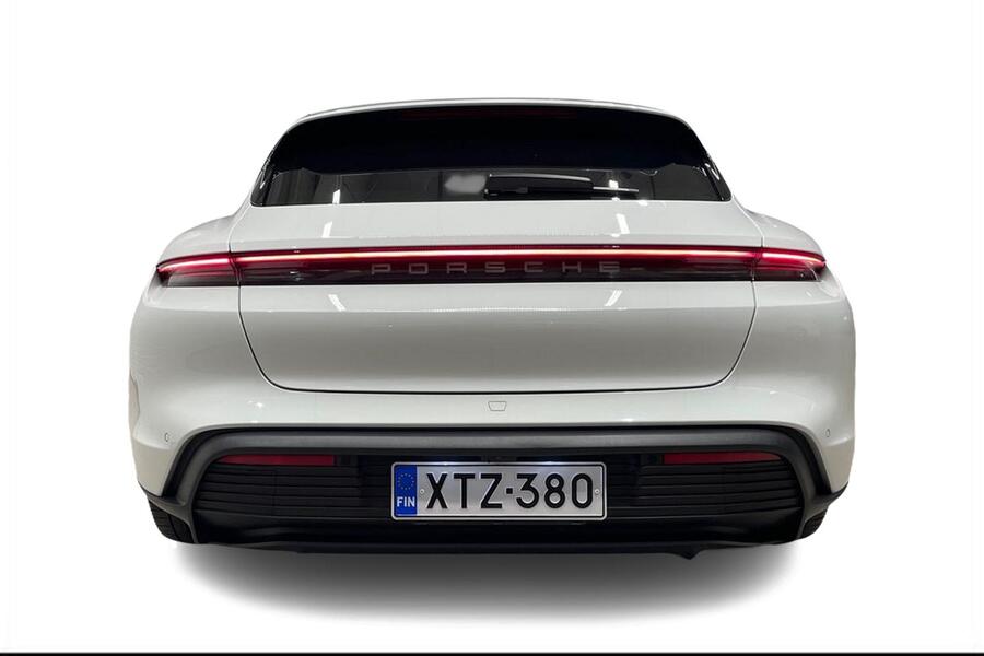 Porsche Taycan vaihtoauto