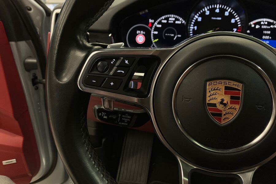 Porsche Cayenne vaihtoauto