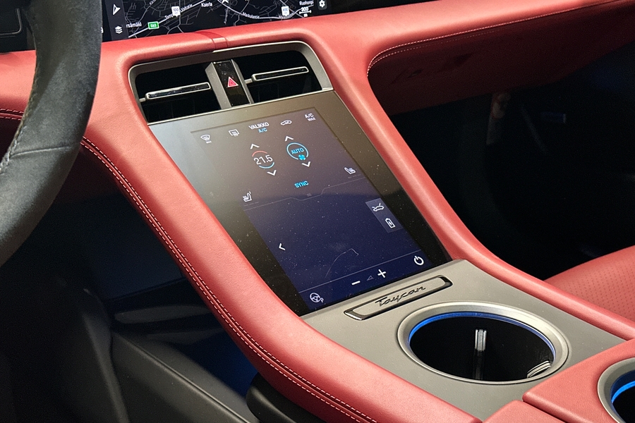 Porsche Taycan vaihtoauto