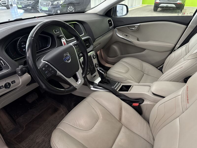 Volvo V40 vaihtoauto