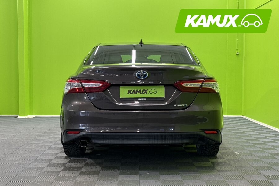 Toyota Camry vaihtoauto