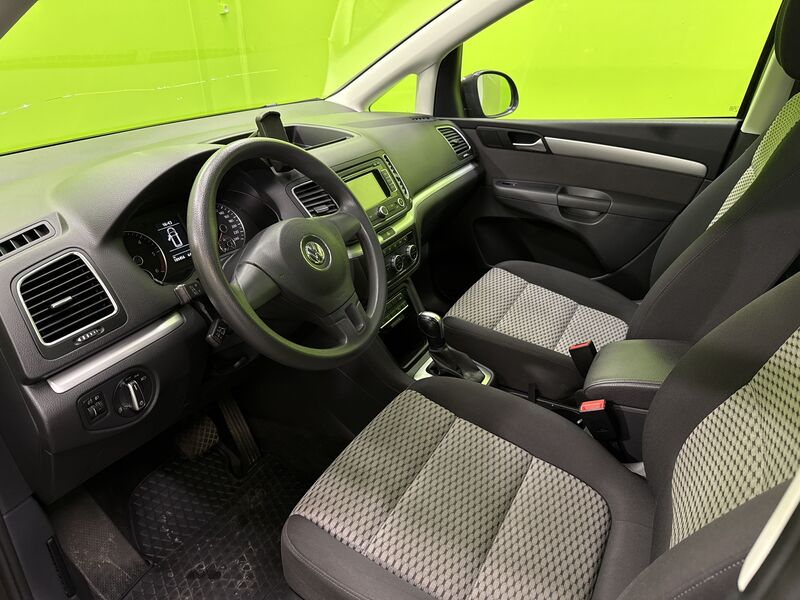 Volkswagen Sharan vaihtoauto