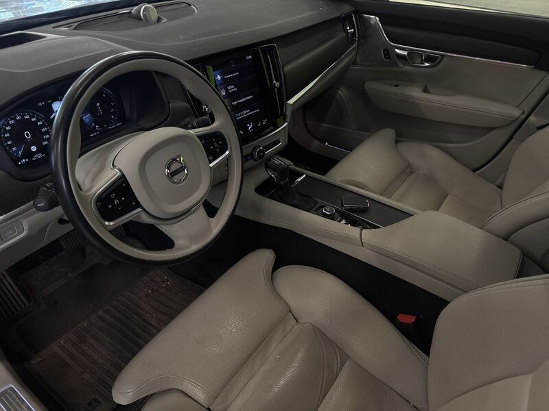 Volvo V90 Cross Country vaihtoauto