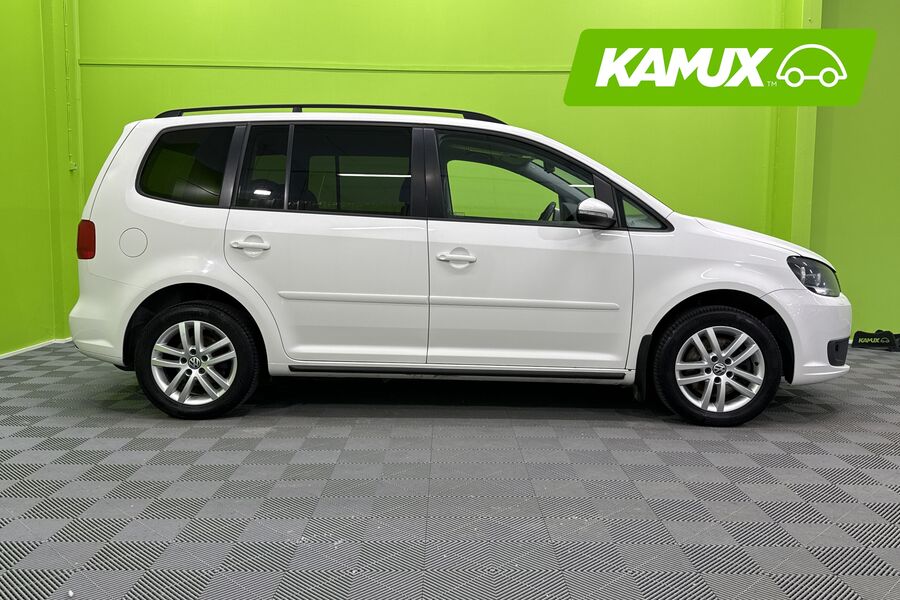 Volkswagen Touran vaihtoauto