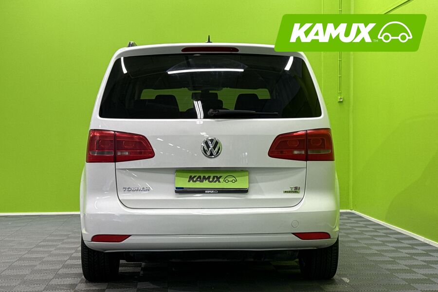 Volkswagen Touran vaihtoauto