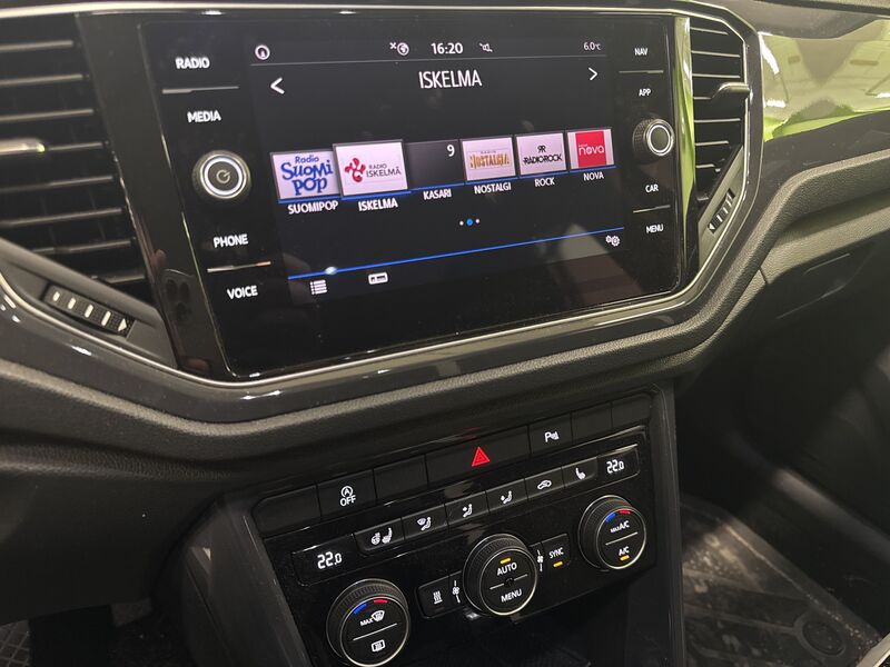 Volkswagen T-Roc vaihtoauto