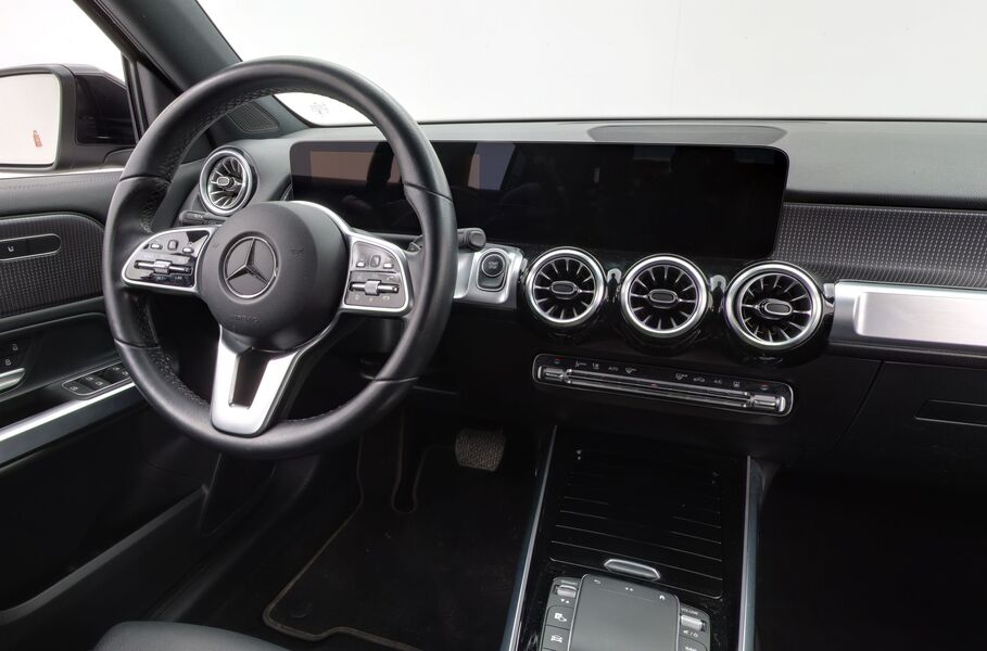 Mercedes-Benz EQB vaihtoauto