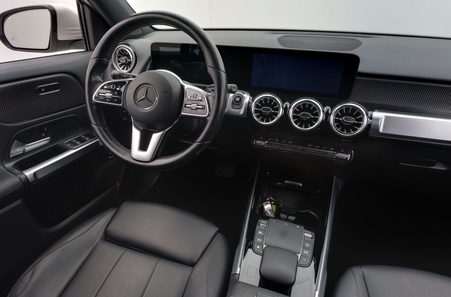 Mercedes-Benz EQB vaihtoauto