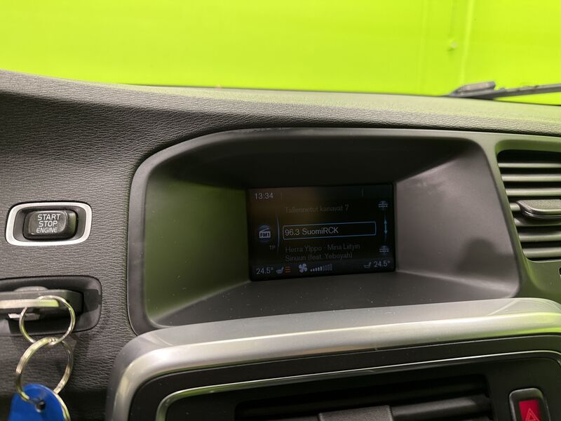 Volvo V60 vaihtoauto