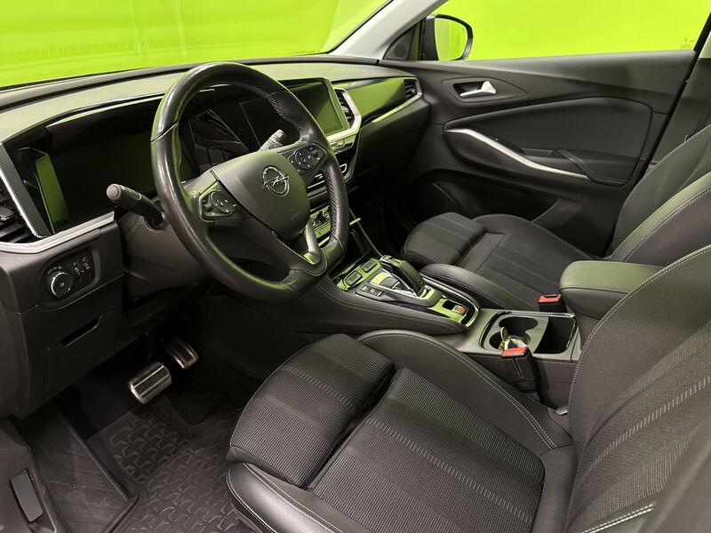 Opel Grandland vaihtoauto