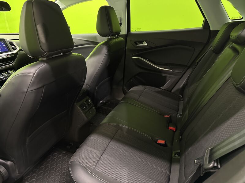 Opel Grandland vaihtoauto