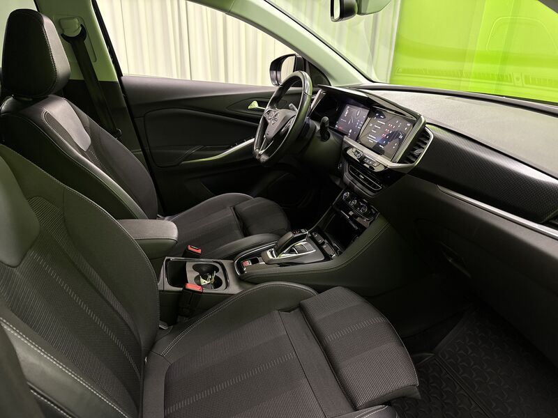 Opel Grandland vaihtoauto