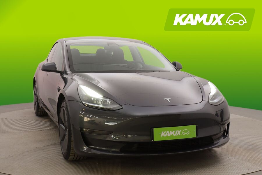 Tesla Model 3 vaihtoauto