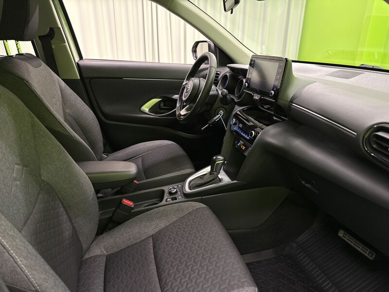 Toyota Yaris Cross vaihtoauto