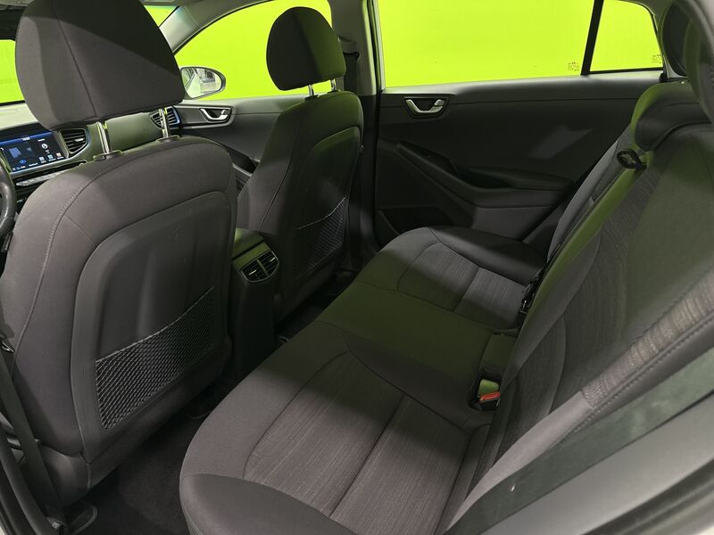 Hyundai IONIQ hybrid vaihtoauto