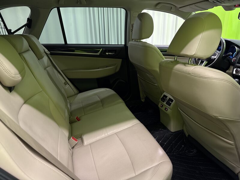 Subaru Outback vaihtoauto